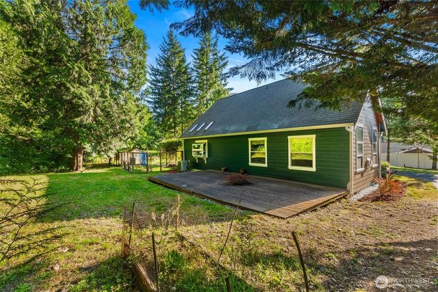 222 Oxbow Lake Lane, Toledo, WA 98591