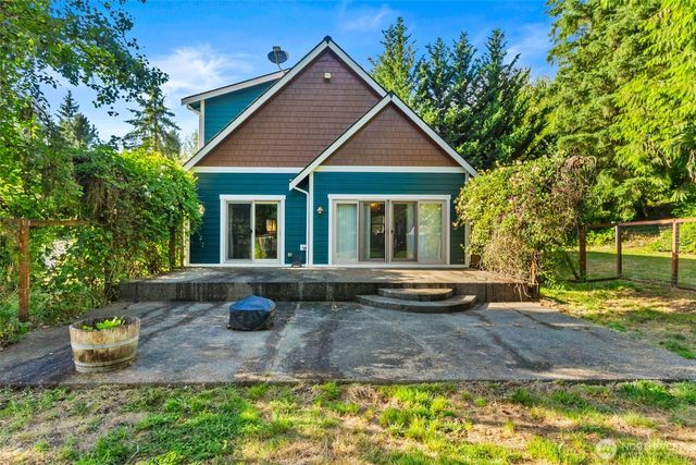 222 Oxbow Lake Lane, Toledo, WA 98591