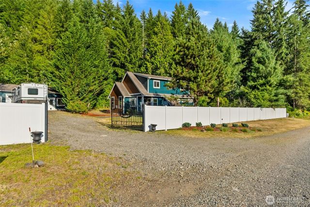 222 Oxbow Lake Lane, Toledo, WA 98591