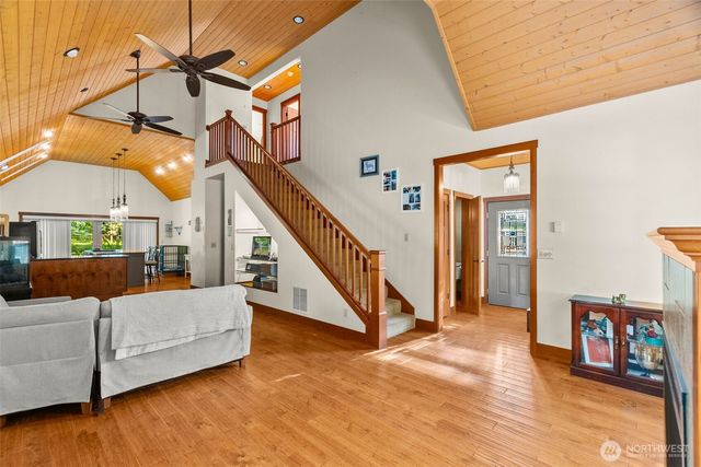 222 Oxbow Lake Lane, Toledo, WA 98591