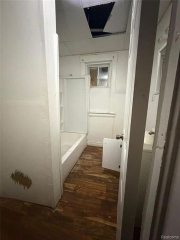 2927 Canton Street, Detroit, MI 48207