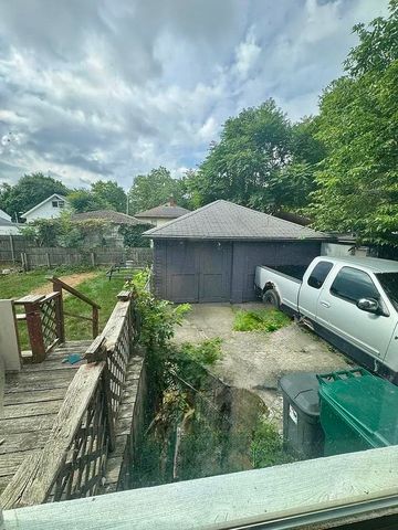 2302 Missouri Avenue, Flint, MI 48506