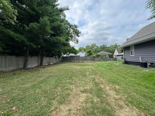 2302 Missouri Avenue, Flint, MI 48506
