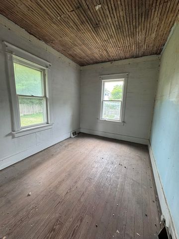 2302 Missouri Avenue, Flint, MI 48506