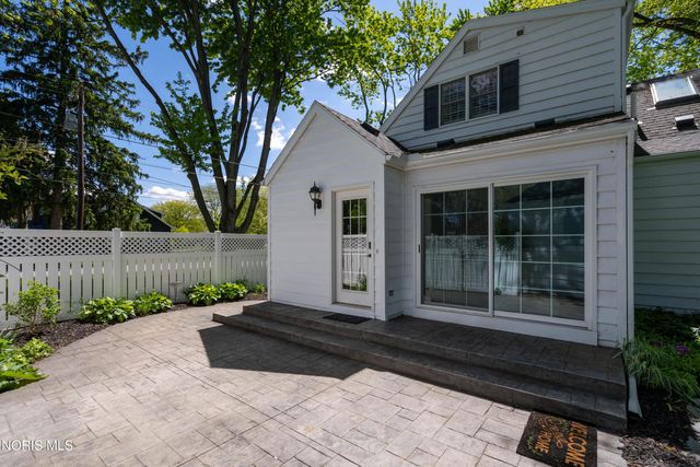 528 Elm Street, Perrysburg, OH 43551