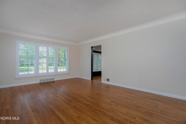 528 Elm Street, Perrysburg, OH 43551