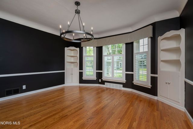 528 Elm Street, Perrysburg, OH 43551