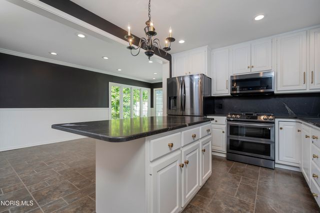 528 Elm Street, Perrysburg, OH 43551