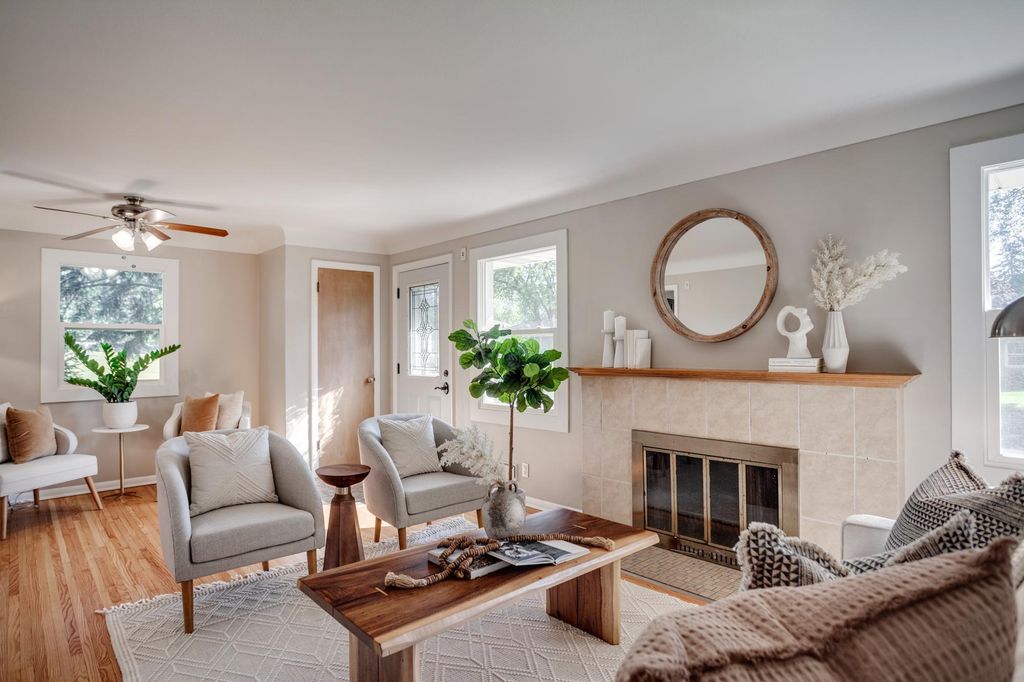 8300 Emerson Avenue S, Bloomington, MN 55420