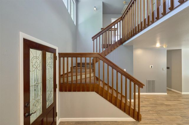 11 Song Sparrow Place, Spring, TX 77381