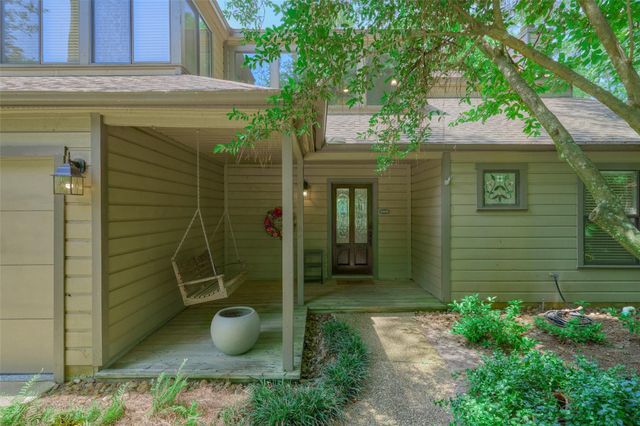 11 Song Sparrow Place, Spring, TX 77381