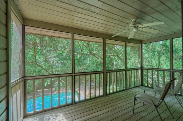 11 Song Sparrow Place, Spring, TX 77381