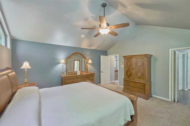 11 Song Sparrow Place, Spring, TX 77381