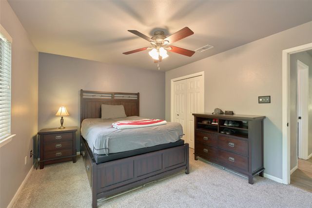 11 Song Sparrow Place, Spring, TX 77381