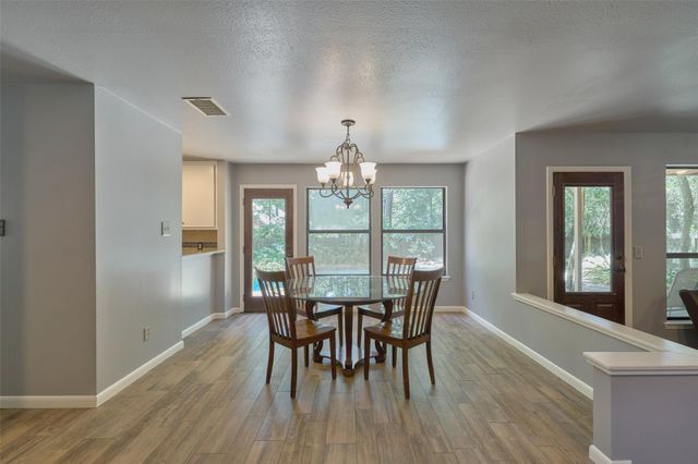 11 Song Sparrow Place, Spring, TX 77381