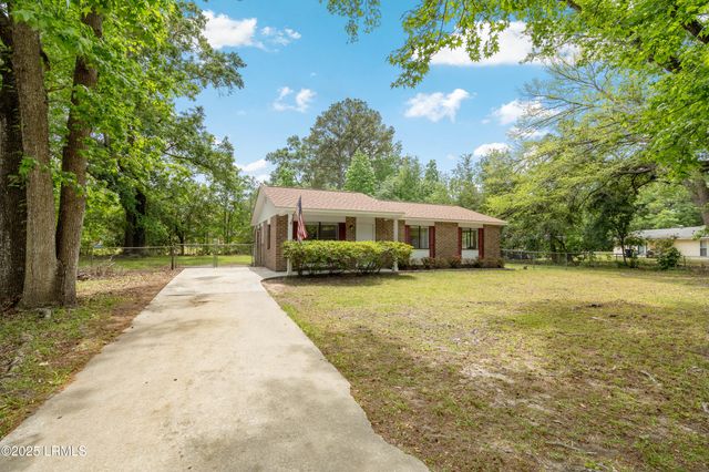 5618 Pulaski Court, Beaufort, SC 29906