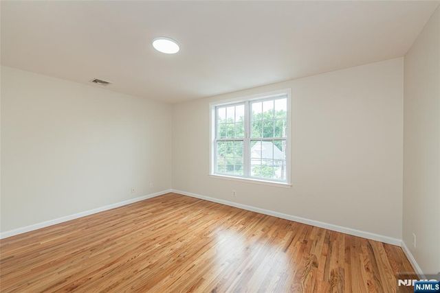 24 Van Pelt, Little Falls, NJ 07424