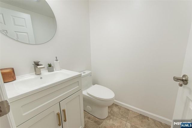 24 Van Pelt, Little Falls, NJ 07424