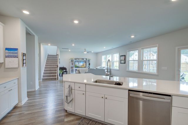 120 Bay Eddy Court, Summerville, SC 29485