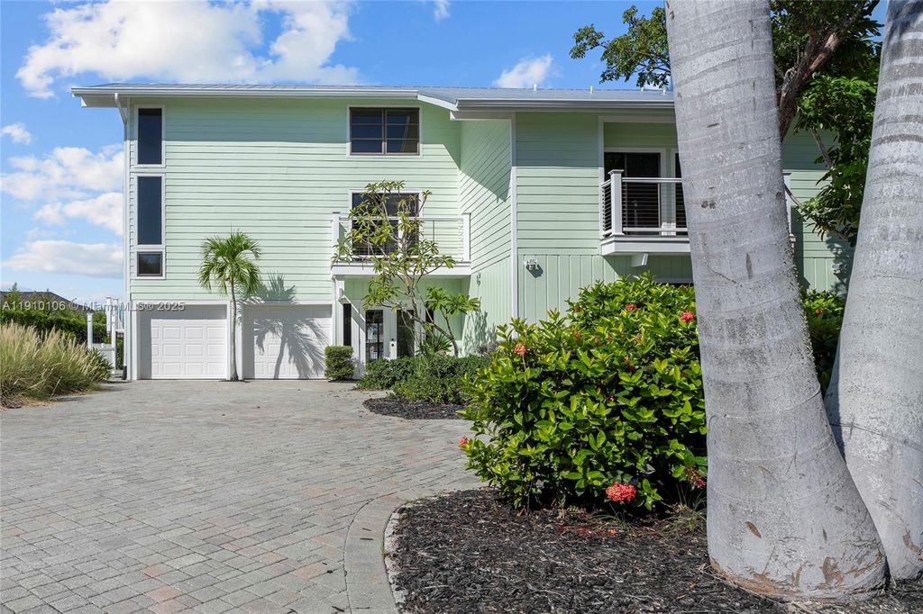 18292 DEEP PASSAGE LANE, Fort Myers, FL 33931