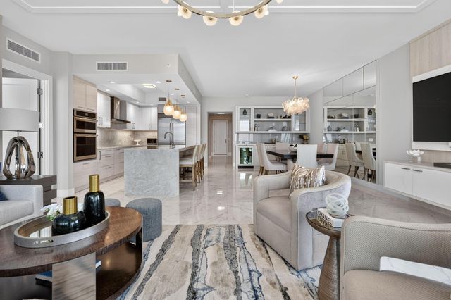 1 Water Club Way 1904, North Palm Beach, FL 33408
