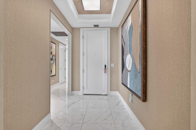 1 Water Club Way 1904, North Palm Beach, FL 33408