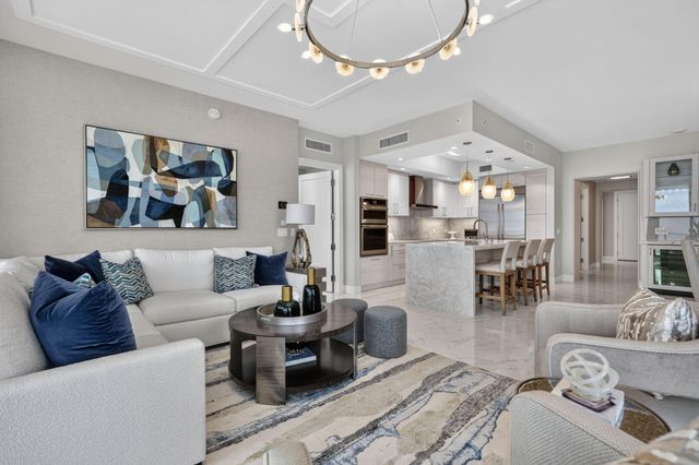 1 Water Club Way 1904, North Palm Beach, FL 33408