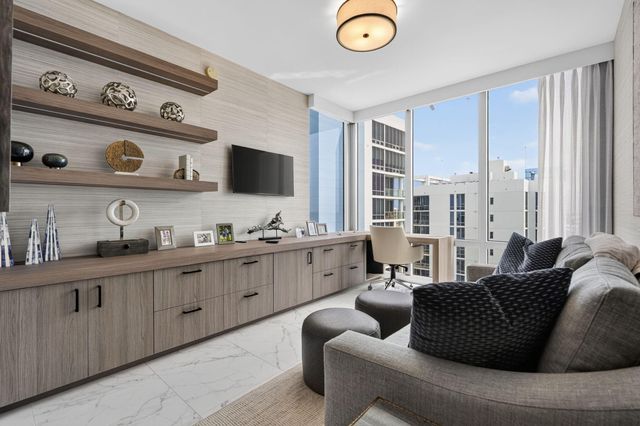 1 Water Club Way 1904, North Palm Beach, FL 33408