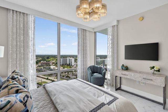 1 Water Club Way 1904, North Palm Beach, FL 33408