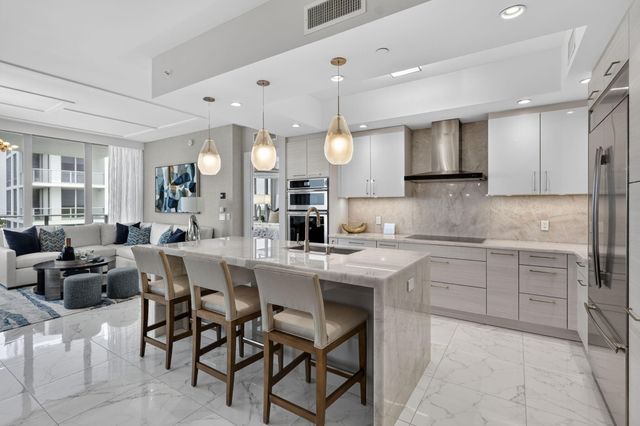 1 Water Club Way 1904, North Palm Beach, FL 33408