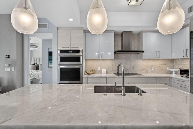 1 Water Club Way 1904, North Palm Beach, FL 33408