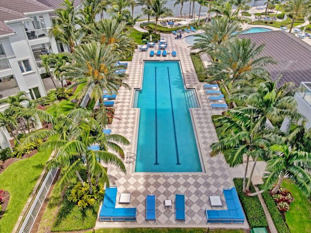 1 Water Club Way 1904, North Palm Beach, FL 33408