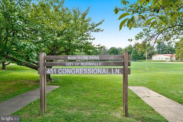 2 LORRE CT, Rockville, MD 20852