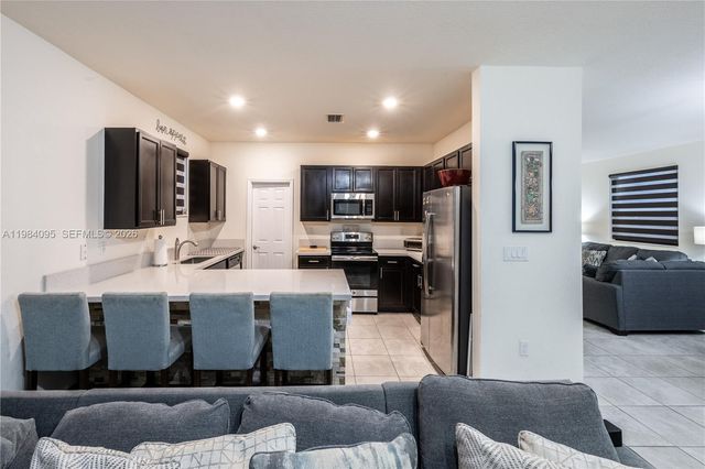 141 NE 24th Ave, Homestead, FL 33033