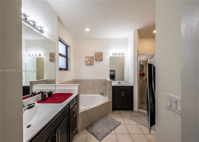 141 NE 24th Ave, Homestead, FL 33033