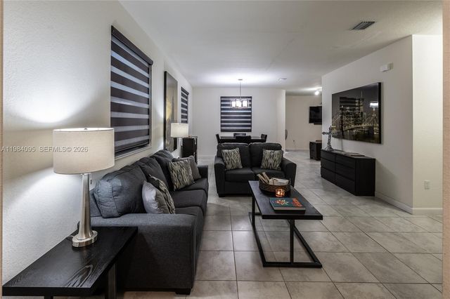 141 NE 24th Ave, Homestead, FL 33033