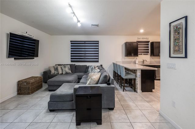 141 NE 24th Ave, Homestead, FL 33033