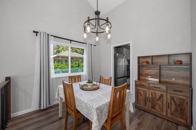1833 Woodacre Way, Roseville, CA 95661