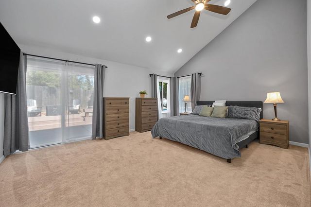 1833 Woodacre Way, Roseville, CA 95661