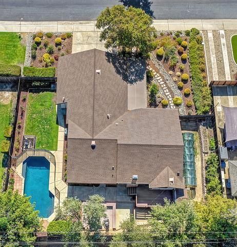1833 Woodacre Way, Roseville, CA 95661