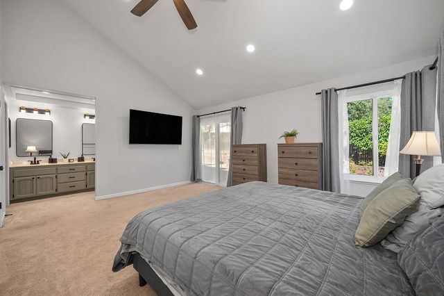 1833 Woodacre Way, Roseville, CA 95661