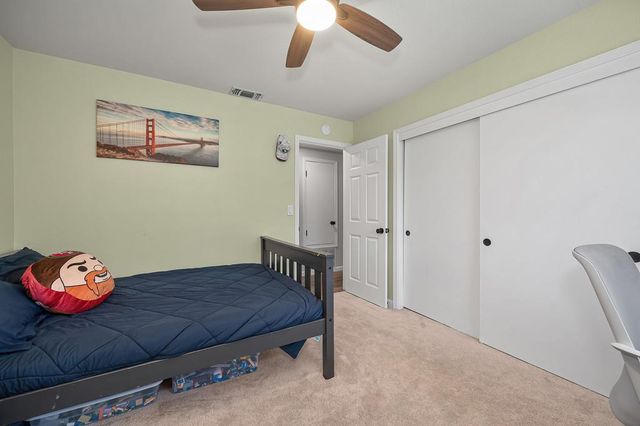 1833 Woodacre Way, Roseville, CA 95661