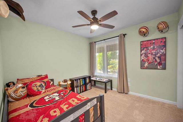 1833 Woodacre Way, Roseville, CA 95661