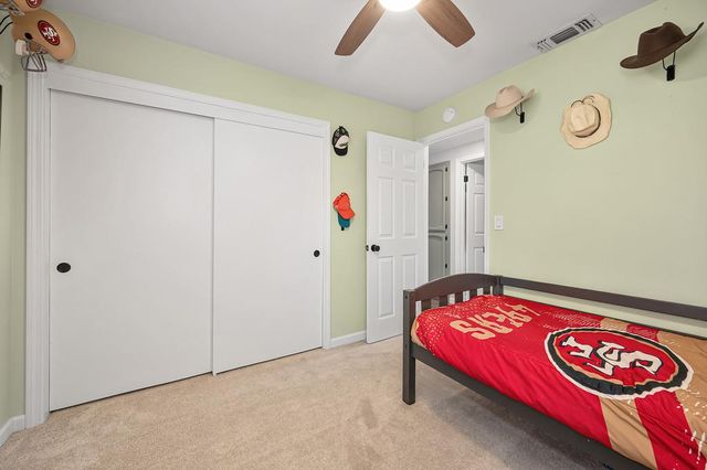 1833 Woodacre Way, Roseville, CA 95661