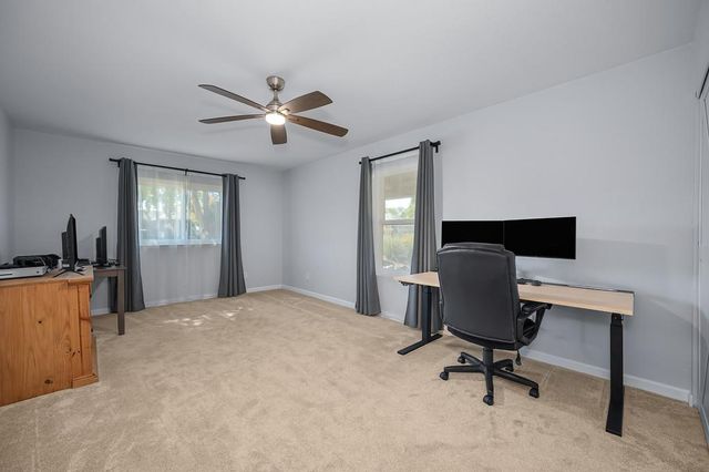 1833 Woodacre Way, Roseville, CA 95661