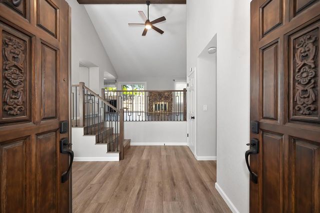 1833 Woodacre Way, Roseville, CA 95661