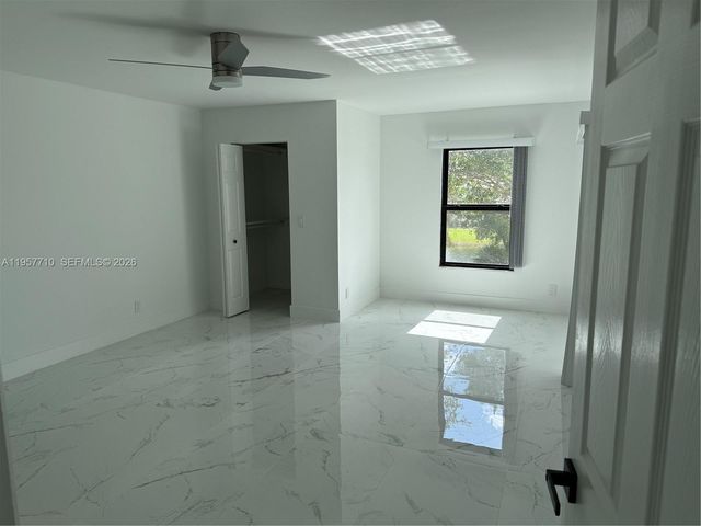 7290 Kinghurst Dr 306, Delray Beach, FL 33446