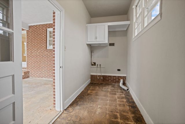 114 Woodbine Terrace, Spartanburg, SC 29301