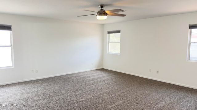 5761 W LARKSPUR Drive, Glendale, AZ 85304
