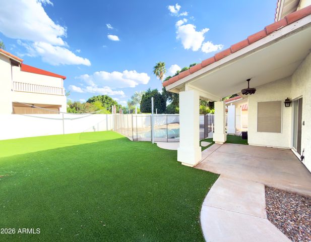 5761 W LARKSPUR Drive, Glendale, AZ 85304